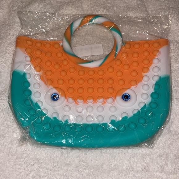 Pop it purse new with tag - Picture 2 of 3